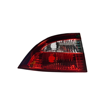 snt-samand-left-rear-fender-tail-light-front-view