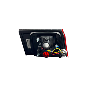 snt-samand-right-trunk-tail-light-back-side